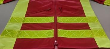 Preview: Einsatzanorak dunkelrot/neongelb Art. 8888, neongelbe Einsatzjacke, Rettungsdienstjacke mit gelben Reflexstreifen, Schutzjacke neongelb/rot