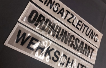 Rückenschilder weiss/schwarz, Rückenschild weiss mit schwarzer Schrift, Sonderpreisartikel, Rückenschilder in 42x8 cm,