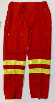 Preview: Stretch-Fly dunkelrot Art. 8864, dunkelrote Hose mit praktischen Taschen, Reißverschlusstaschen an den Oberschenkeln,