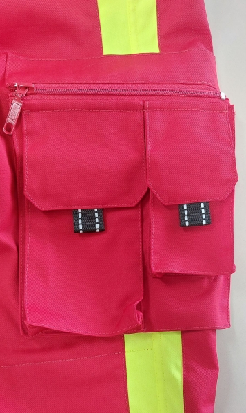 Rettungsdiensthose, Jeanshose dunkelrot/neongelb, Warnschutzhose, Sichtbarkeit, Reflexstreifen 3M/silber, Einsatzhose, Hose mit Blocktasche,