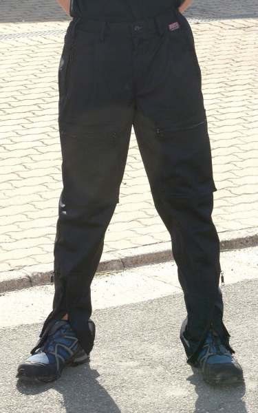 Stretch-Fly schwarz Art. 8564, schwarze Hose mit praktischen Taschen, Reißverschlusstaschen an den Oberschenkeln,