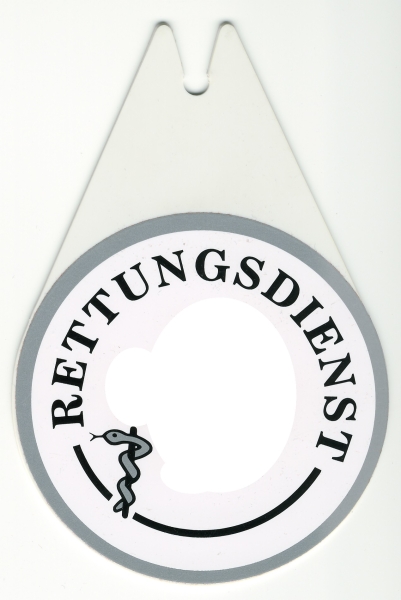 DRK-Autoplakette, Autoplakette mit Saugnapf, Autoplakette in Tropfenform, Saugnapfschild, DRK-Plakette,