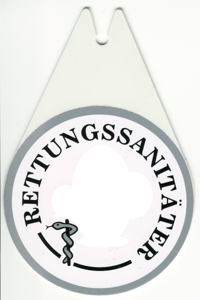 DRK-Autoplakette, Autoplakette mit Saugnapf, Autoplakette in Tropfenform, Saugnapfschild, DRK-Plakette,