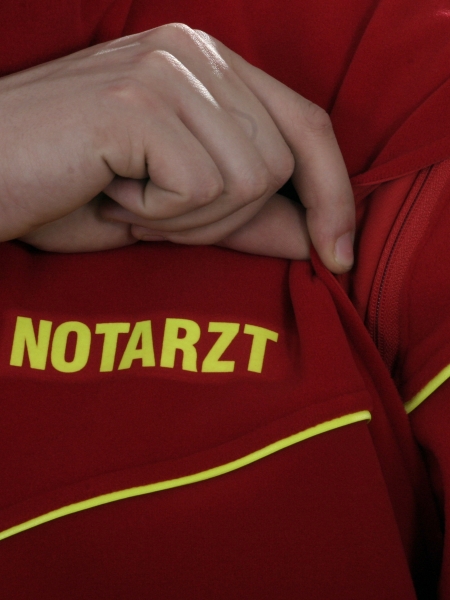 Fleece-Windsafe dunkelrot, DRK-Fleece, winddichte Fleecejacke, Fahrdienst, Outdoor-Jacke, BRK-Fleece, Windbreaker,